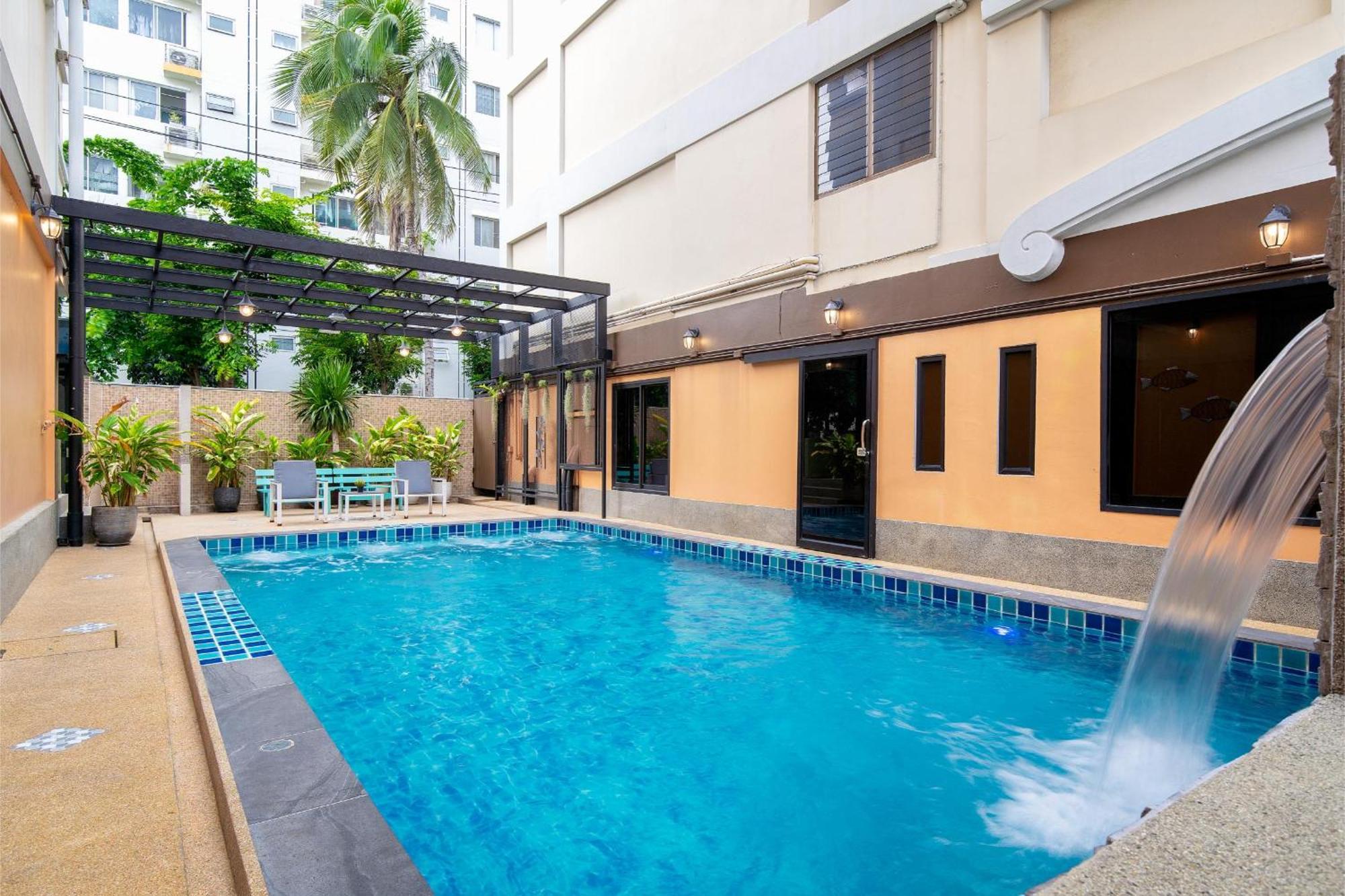 P-Park Hotel Bangkok Exterior foto